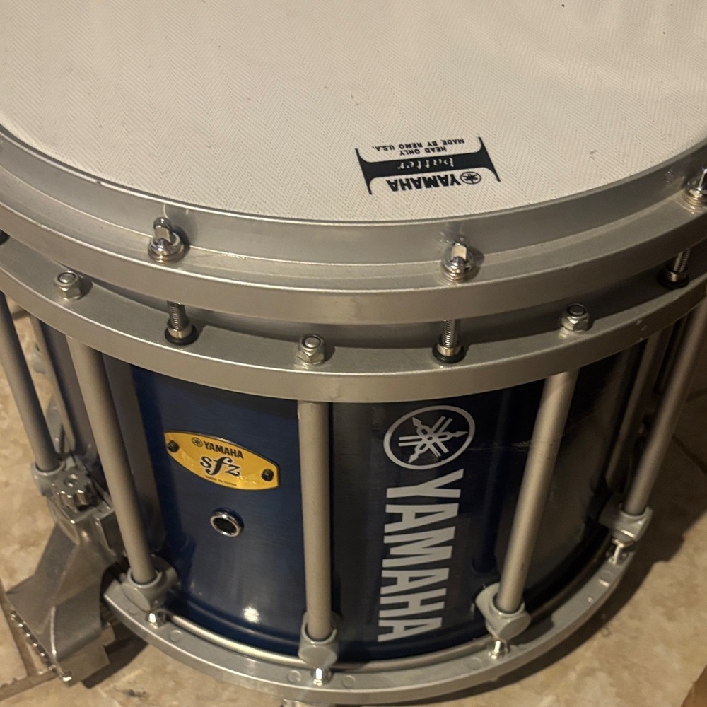 Yamaha Metallic Blue Snare Drum